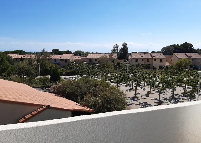 Appt 3 Pieces Climatise Avec Terrasse - Draps Et Serviettes Non Fournis *